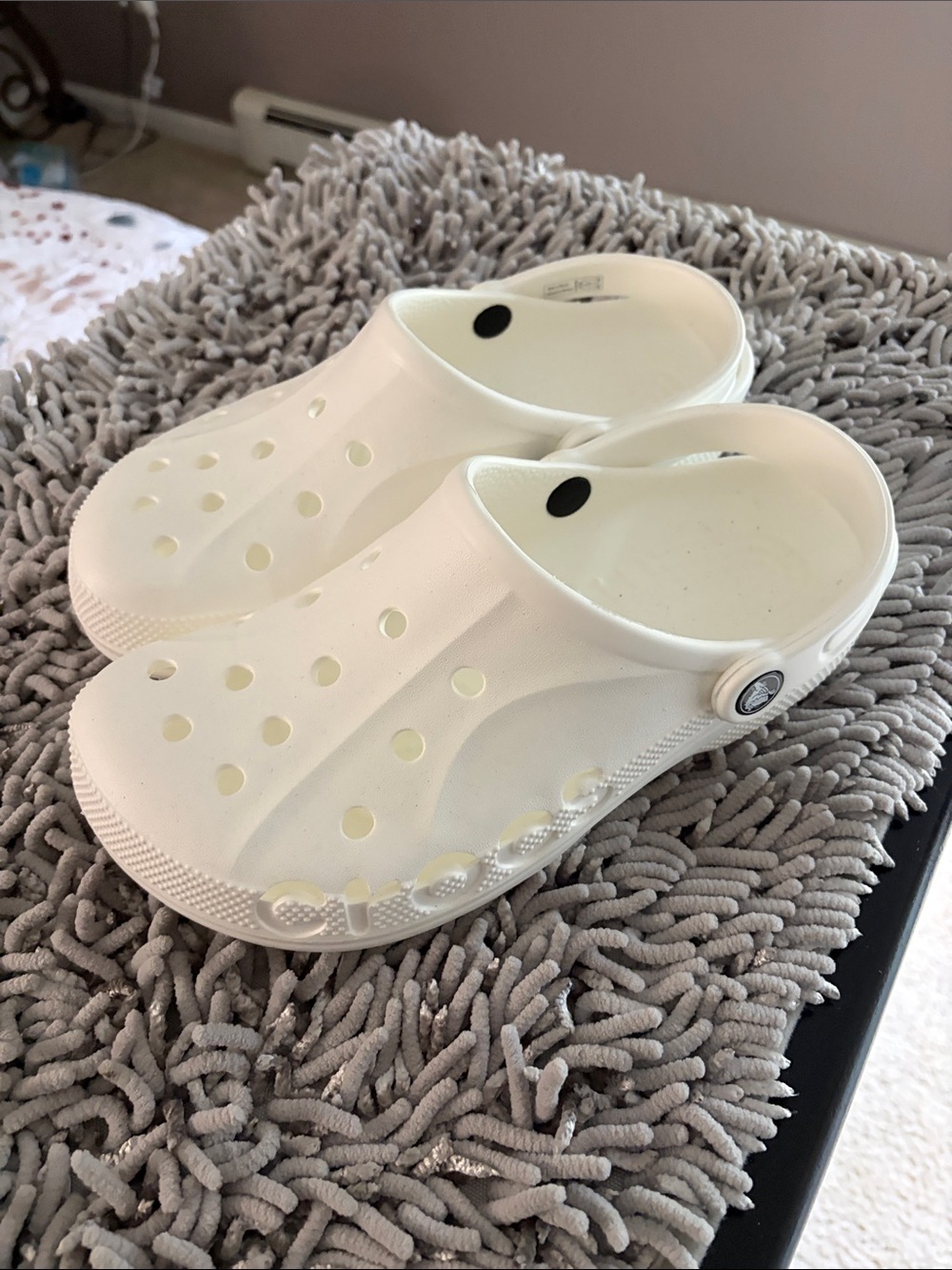 CROCS Classic White Women's Slip-On Clogs